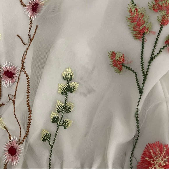 Walter Baker: Floral Mesh Blouse - Picture 5 of 5